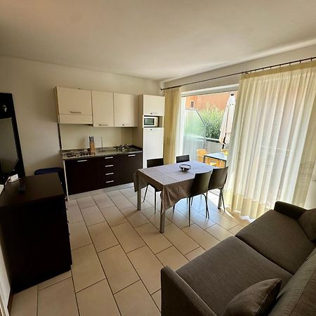 Casa Piccola Fewo Torbole Sul Garda Екстериор снимка