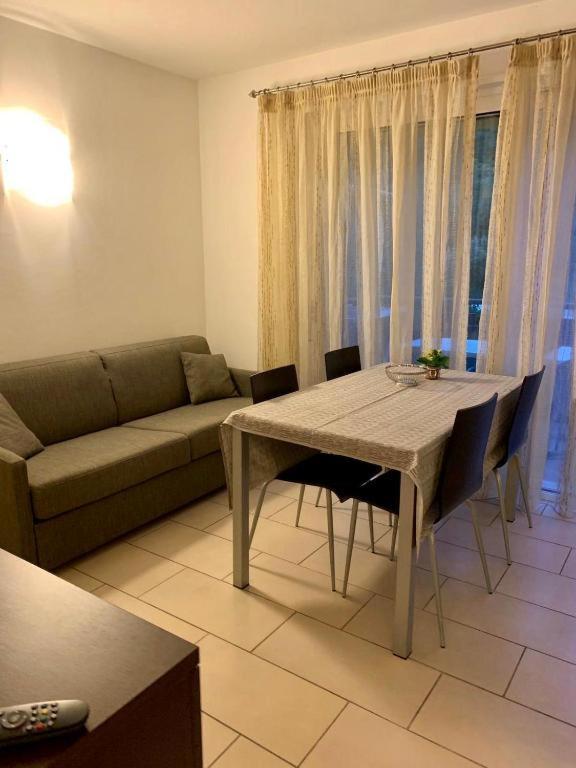 Casa Piccola Fewo Torbole Sul Garda Екстериор снимка