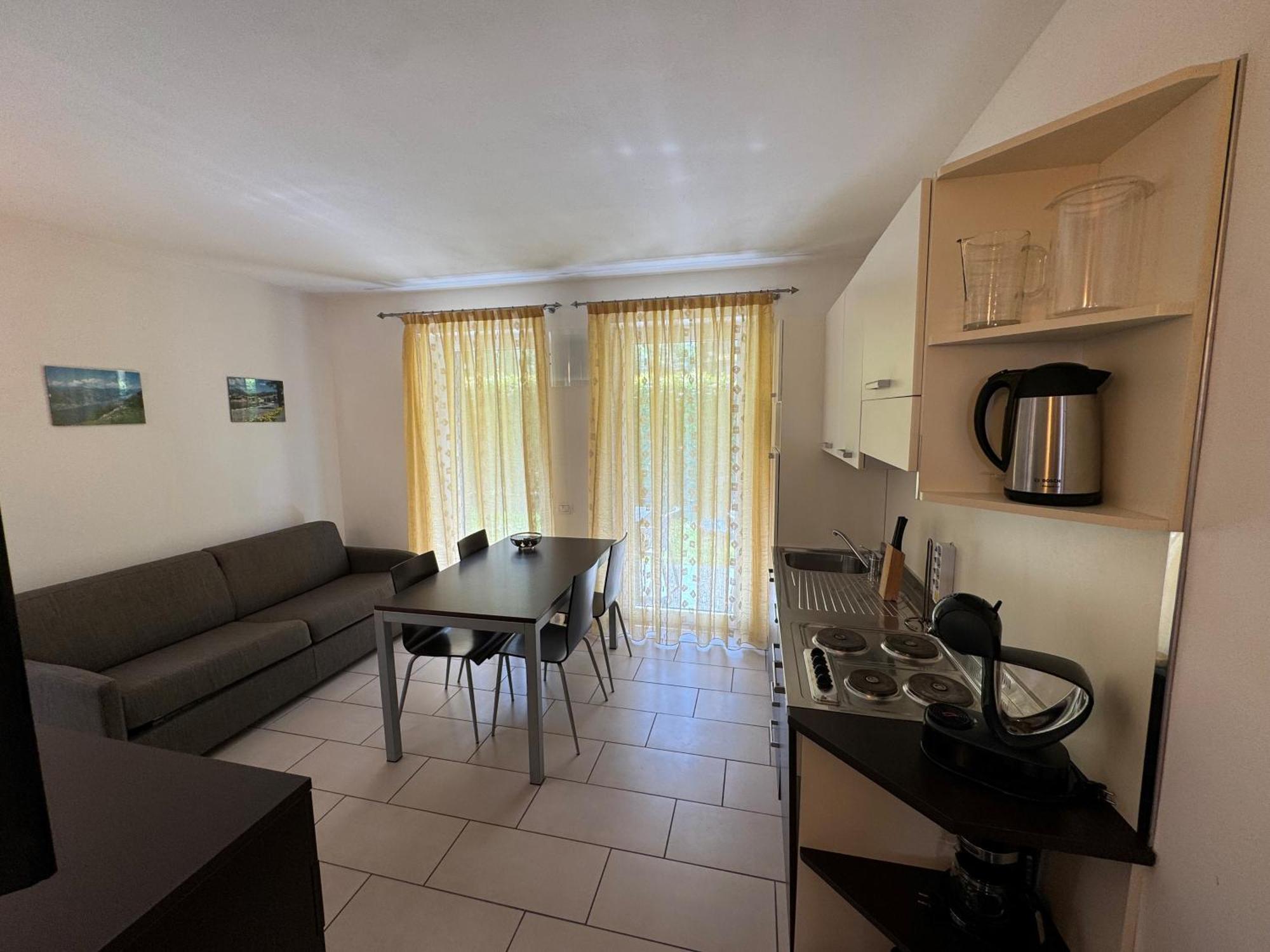 Casa Piccola Fewo Torbole Sul Garda Екстериор снимка